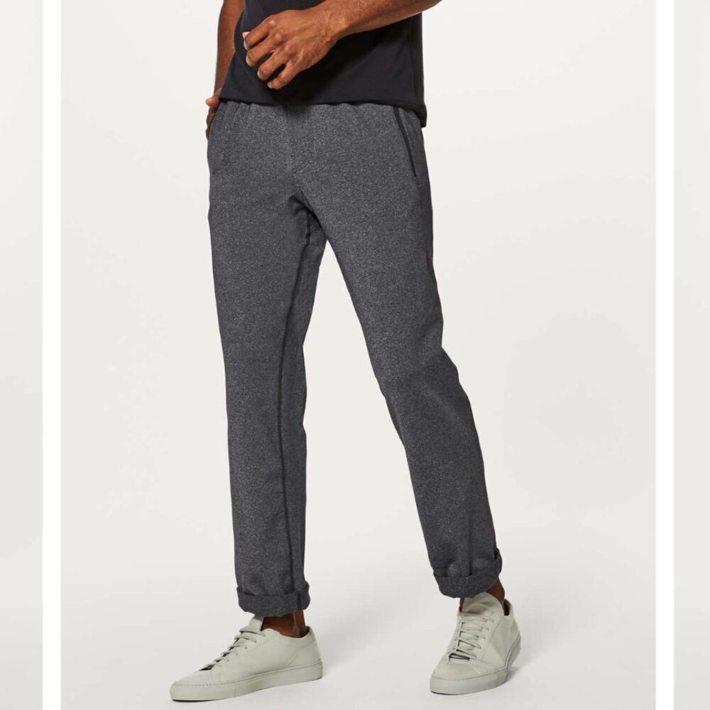 Lululemon Discipline Pant 32" Inseam in Heathered Black